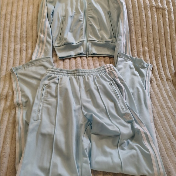 adidas Originals 3-Stripes Firebird Tracksuit Women's Size Small New with Tags - Picture 1 of 8
